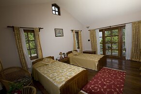 The Begnas Lake Resort & Villas
