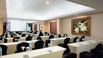 Grand Ixora Kuta Resort