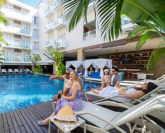 Grand Ixora Kuta Resort