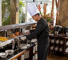 Grand Ixora Kuta Resort