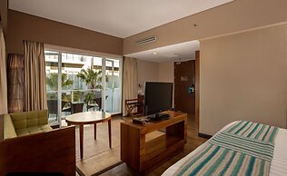 Grand Ixora Kuta Resort