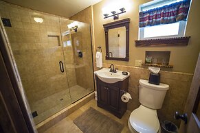 ForFriends Inn Bed and Breakfast