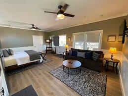 ForFriends Inn Bed and Breakfast