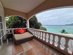 Au Fond De Mer View