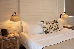 Constance Sakoa Boutik