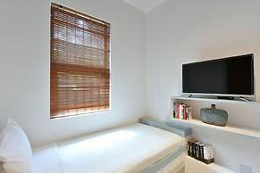 Constance Sakoa Boutik