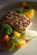 Constance Sakoa Boutik