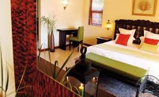 Constance Sakoa Boutik