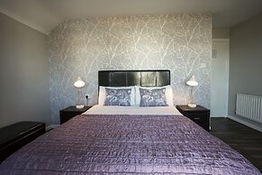 Maddens Bridge Bar & Guesthouse