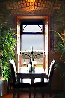 Maddens Bridge Bar & Guesthouse