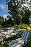 Le Repaire - Boutique Hotel & Restaurant