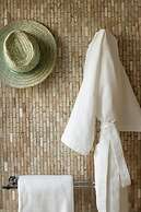 Constance Tekoma. Rodrigues