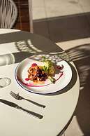 Constance Tekoma. Rodrigues