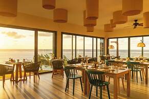 Constance Tekoma. Rodrigues