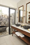 Constance Tekoma. Rodrigues