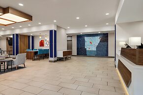 Holiday Inn Express & Suites Forrest City by IHG
