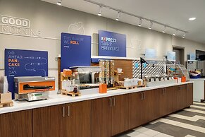 Holiday Inn Express & Suites Forrest City by IHG