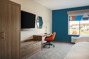 Holiday Inn Express & Suites Forrest City by IHG