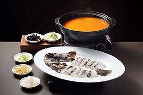 Crowne Plaza Hailing Island by IHG