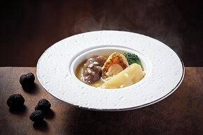 Crowne Plaza Hailing Island by IHG