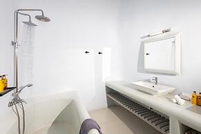 Grand Ambassador Santorini Hotel