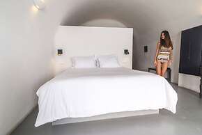 Grand Ambassador Santorini Hotel