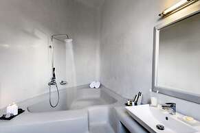 Grand Ambassador Santorini Hotel