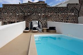 Grand Ambassador Santorini Hotel