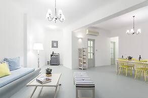 Grand Ambassador Santorini Hotel