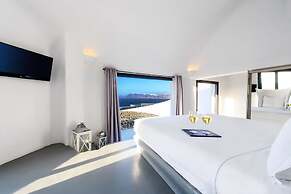 Grand Ambassador Santorini Hotel