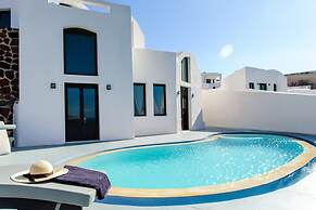 Grand Ambassador Santorini Hotel