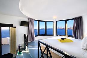 Grand Ambassador Santorini Hotel