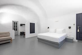 Grand Ambassador Santorini Hotel