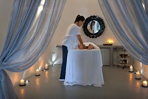 Grand Ambassador Santorini Hotel