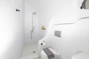 Grand Ambassador Santorini Hotel