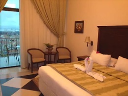 Atlantic Palace Hotel