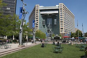 Holiday Inn Express & Suites Detroit North - Troy by IHG