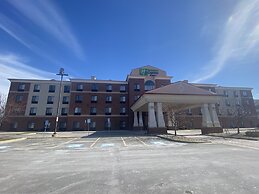 Holiday Inn Express & Suites Detroit North - Troy by IHG