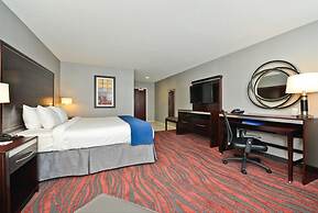 Holiday Inn Express & Suites Utica by IHG