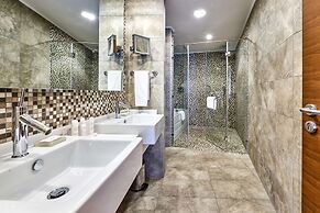 Radisson Blu Hotel, Kyiv Podil City Centre