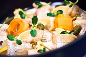 Radisson Blu Hotel, Kyiv Podil City Centre