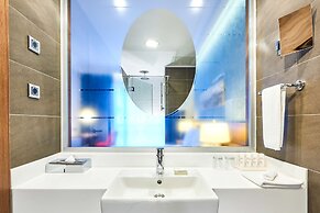 Radisson Blu Hotel, Kyiv Podil City Centre