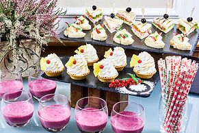 Radisson Blu Hotel, Kyiv Podil City Centre