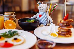 Radisson Blu Hotel, Kyiv Podil City Centre