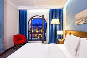 Radisson Blu Hotel, Kyiv Podil City Centre