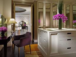 Dusit Thani Abu Dhabi