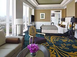 Dusit Thani Abu Dhabi