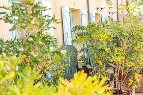 Casa Santini x Roc Seven