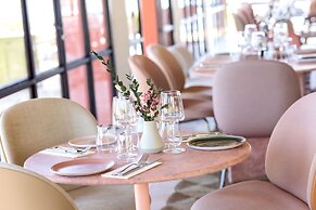 Casa Santini x Roc Seven