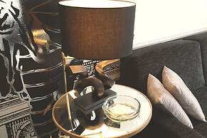 Teatro Boutique Rooms & Suites